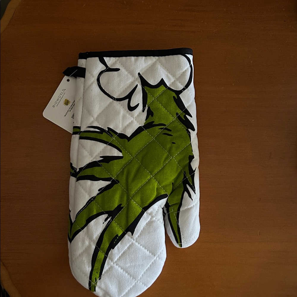 Grinch Oven Mitt - Green and White - Picture 2 of 2